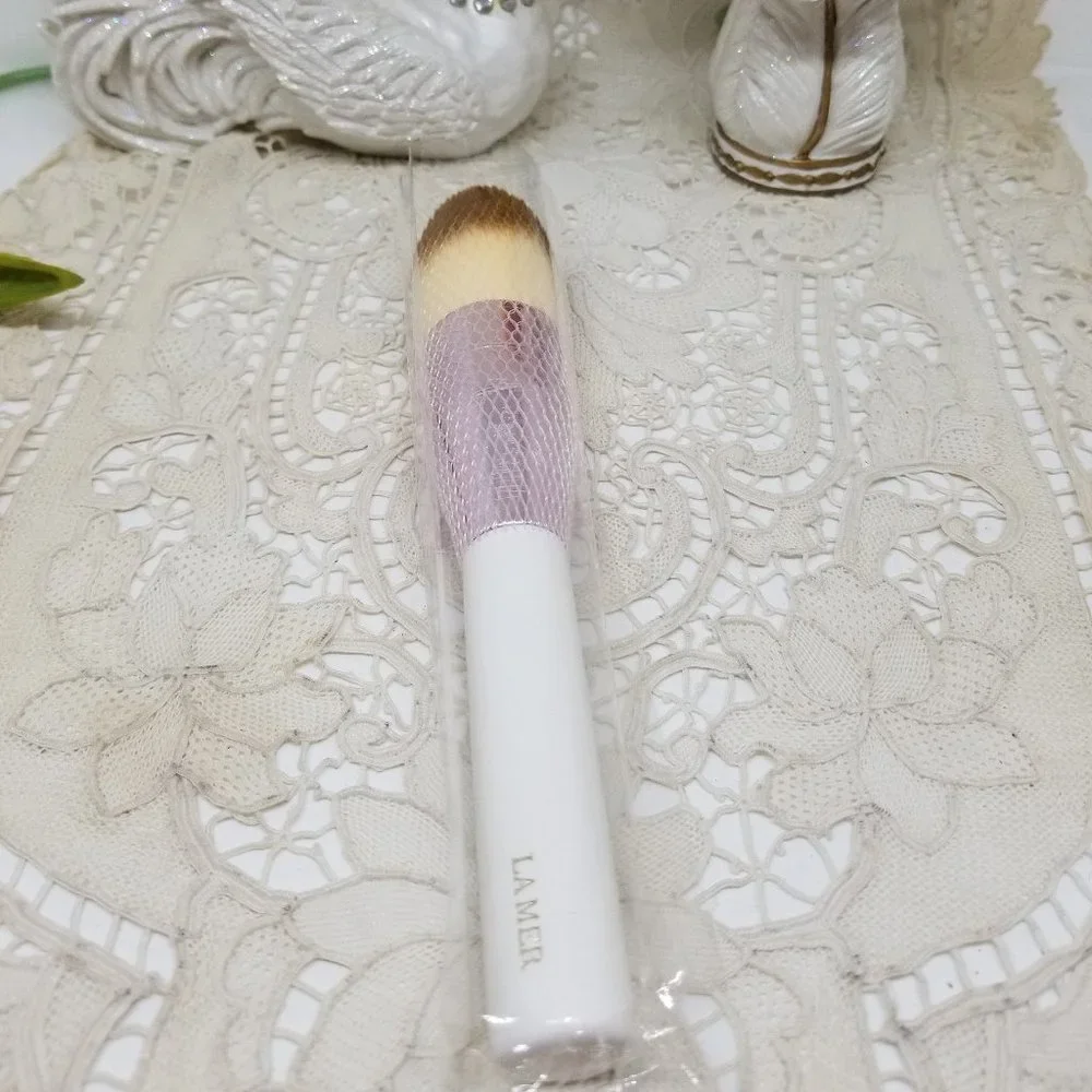 La Mer Powder Brush New Authentic